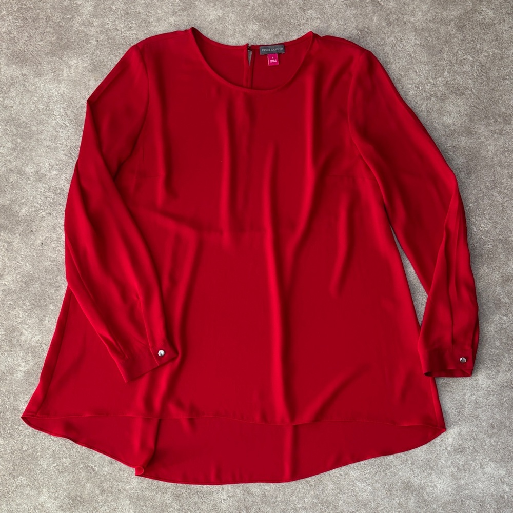 Vince Camuto Elegant Red Women's Top